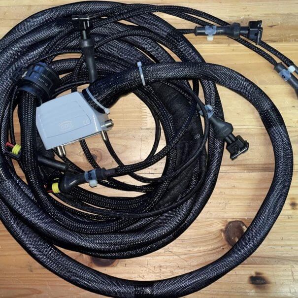 plexouda-kalwdiwn-ZF-WG-me-EST-37