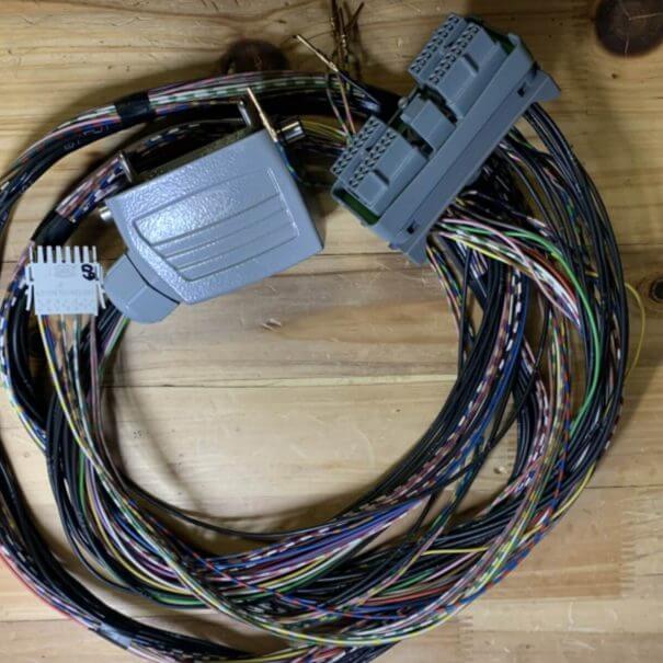 plexouda-kalwdiwn-gia-ECU-CATERPILLAR-me-fisa-2451042